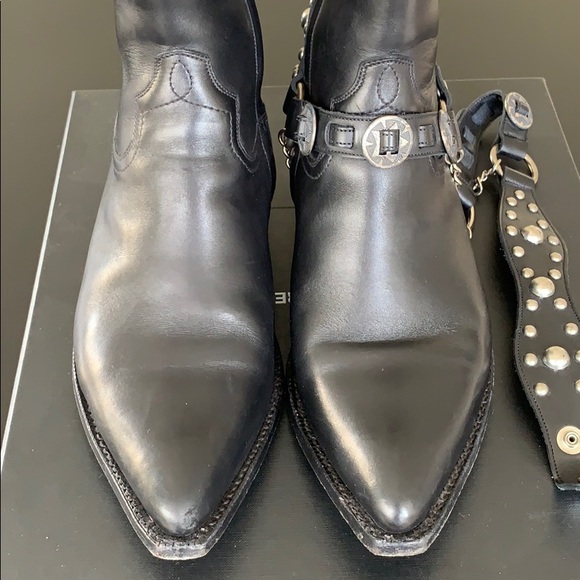 Saint Laurent Strap Boot - Picture 3 of 3